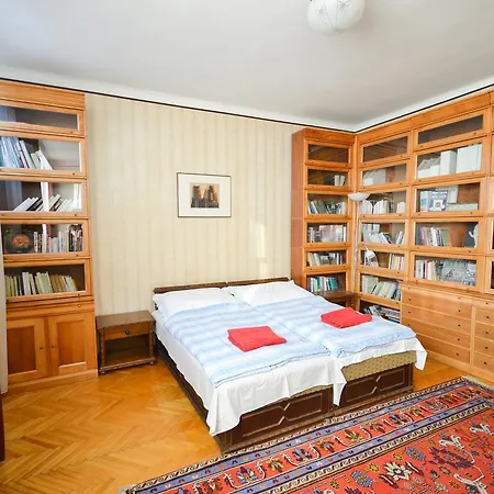 Apartment Danube-view